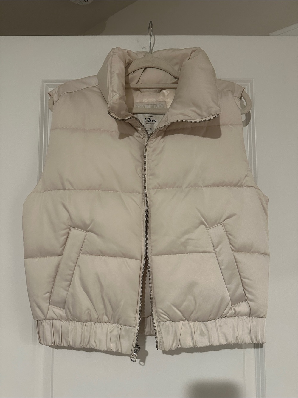 Abercrombie & Fitch Ultra Collection Puffer Vest Jacket in Cream